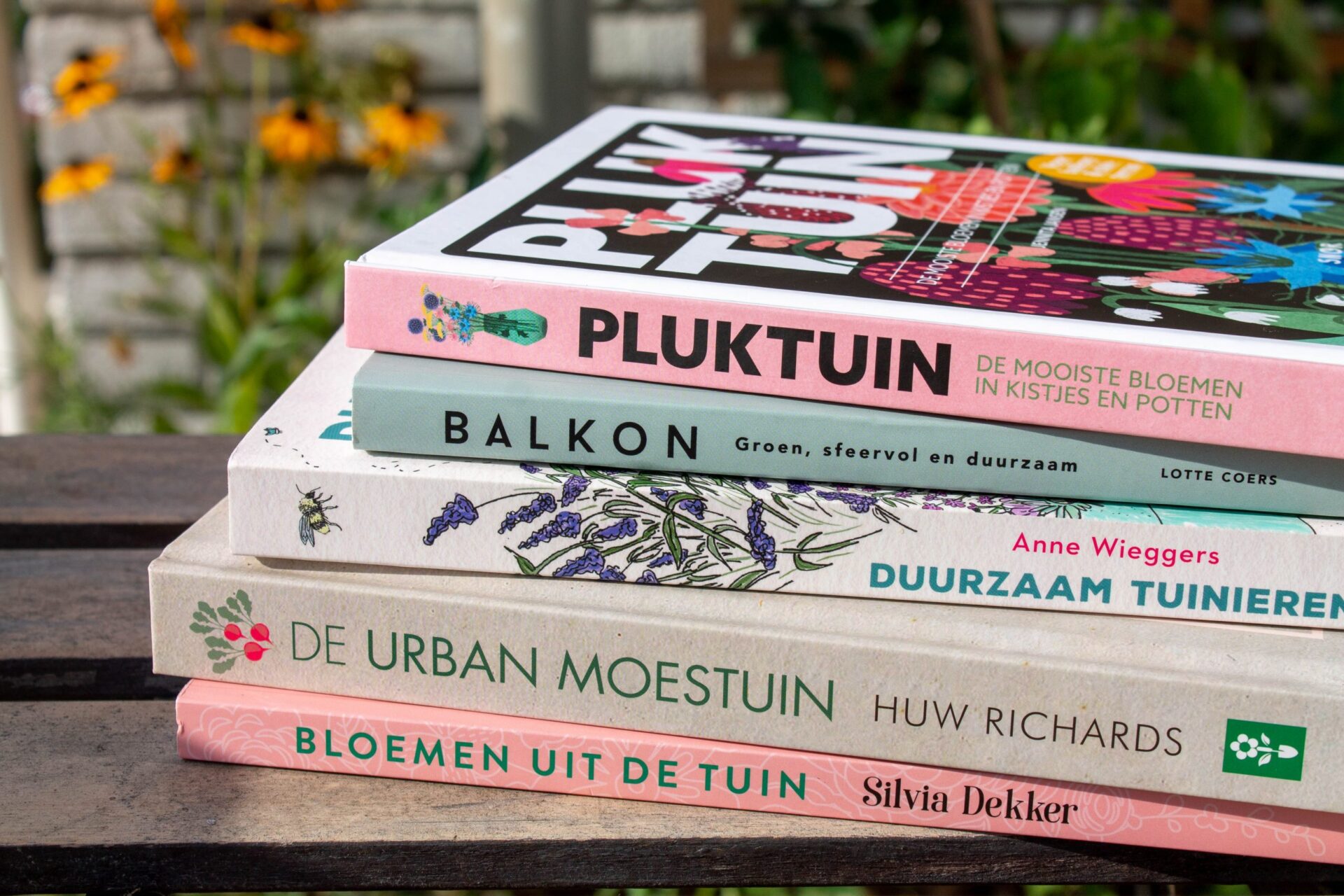 5 Nieuwe Boeken Over Tuinieren En Moestuin (op Je Balkon) - Plantleven