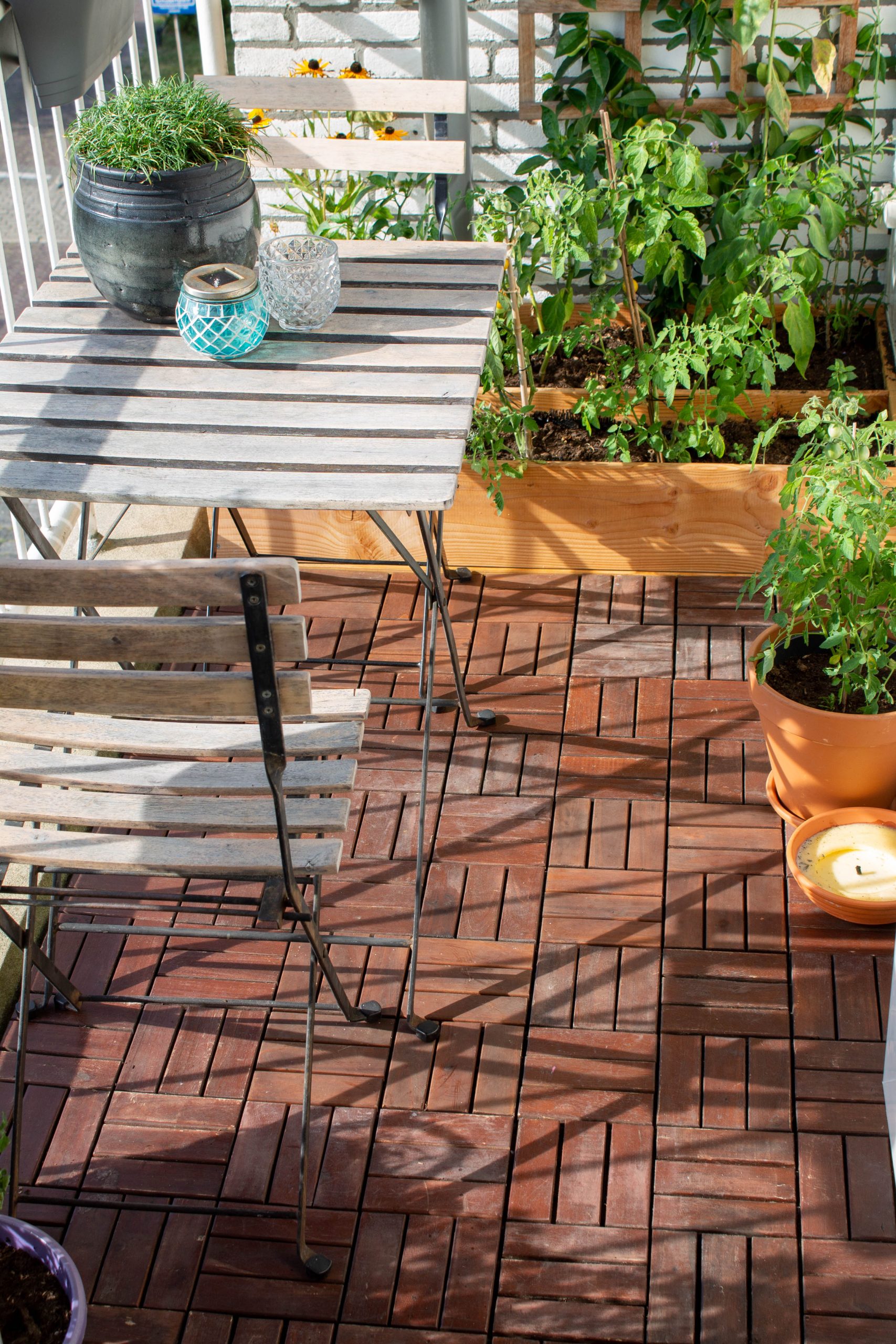verantwoordelijkheid getuigenis psychologie Een vlonder leggen op je balkon met houten tegels - Plantleven